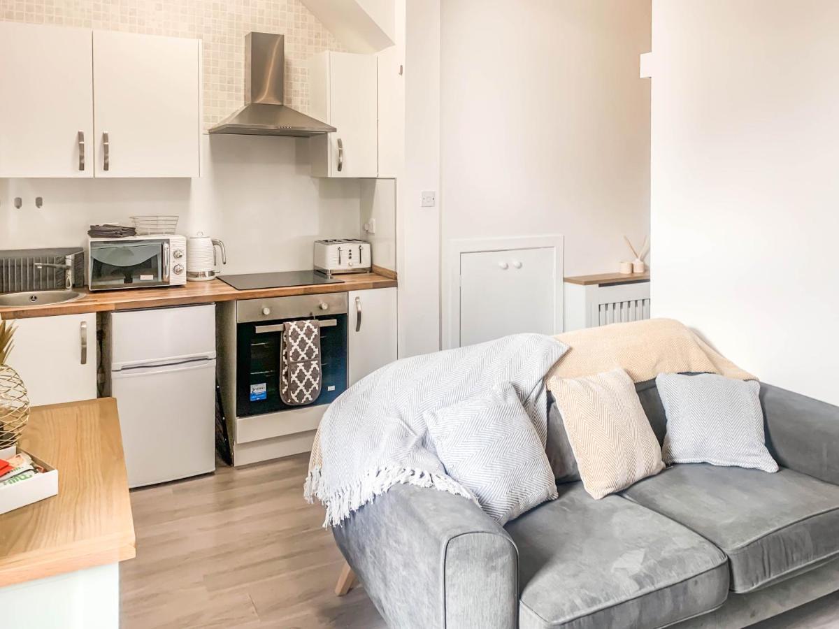 The Rosebery Retreat By The Castle 1-Bed Apartment Inverness Kültér fotó