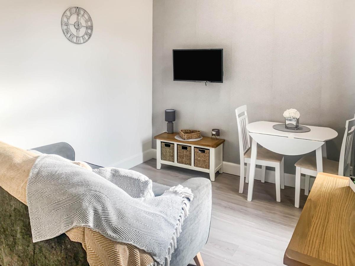 The Rosebery Retreat By The Castle 1-Bed Apartment Inverness Kültér fotó