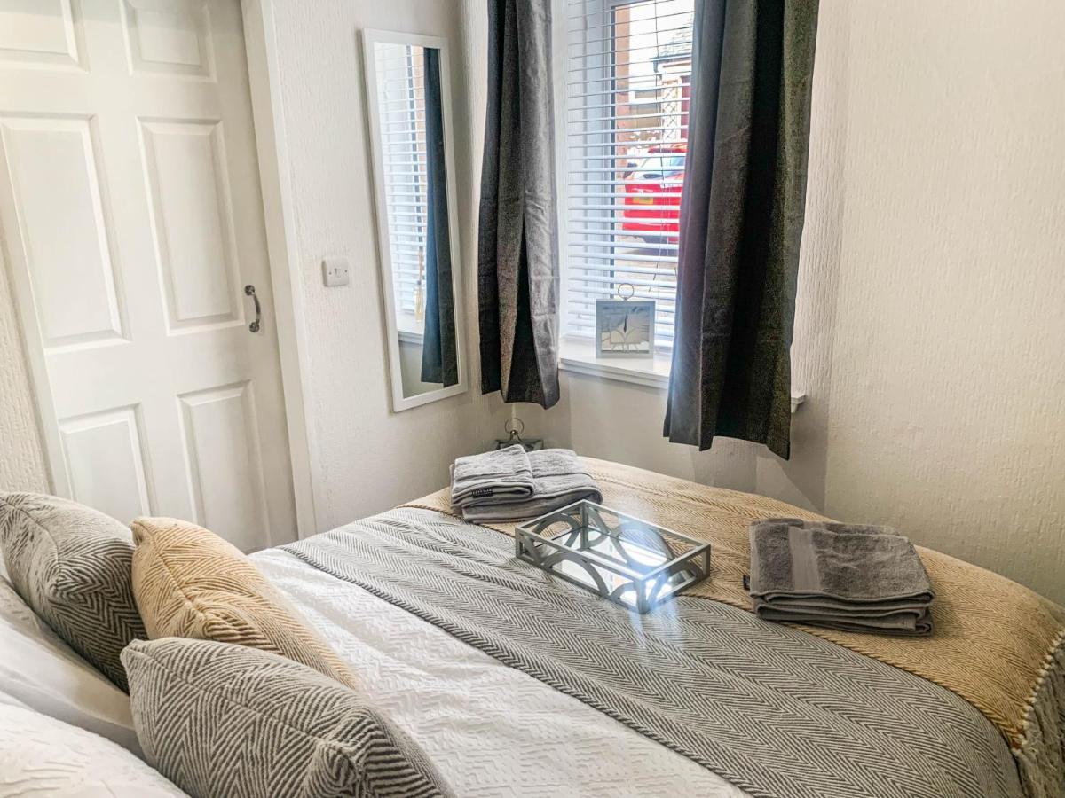 The Rosebery Retreat By The Castle 1-Bed Apartment Inverness Kültér fotó