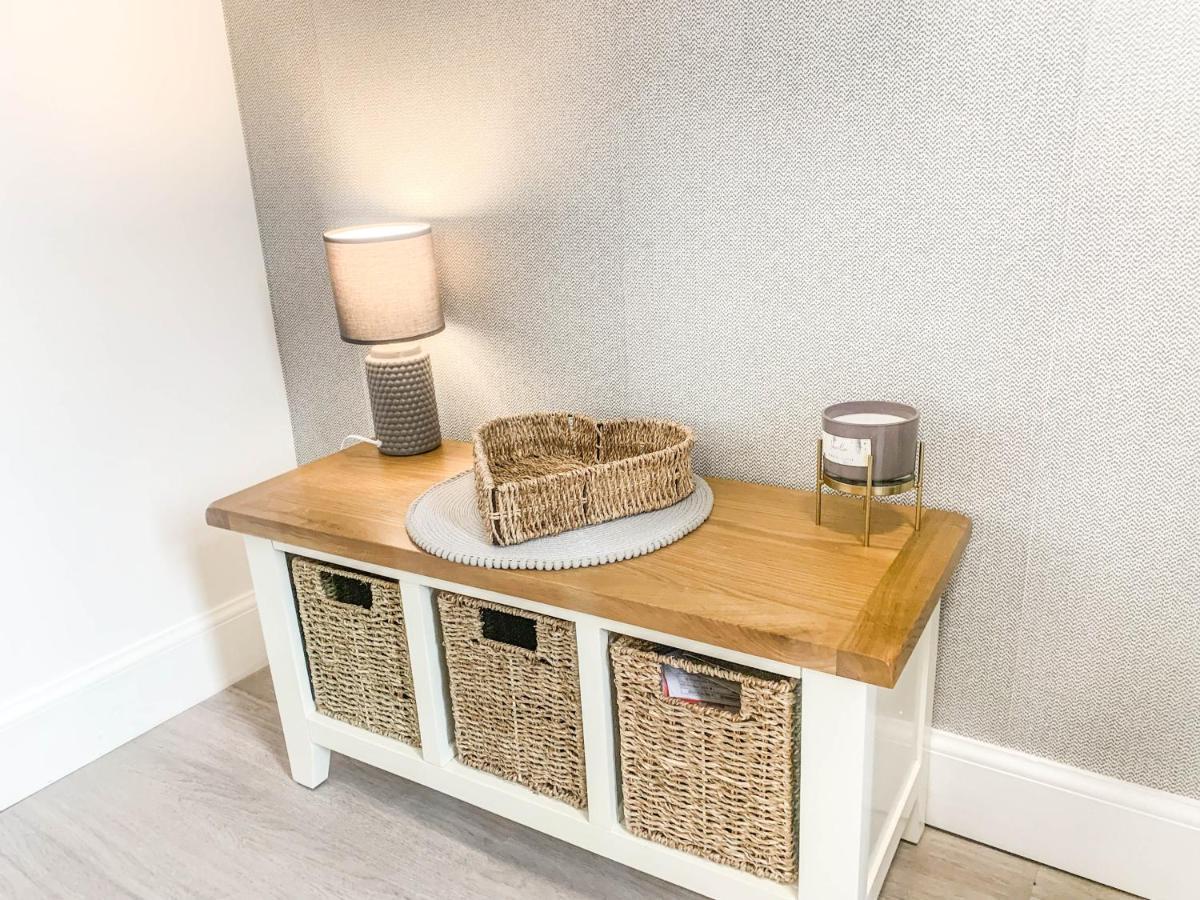 The Rosebery Retreat By The Castle 1-Bed Apartment Inverness Kültér fotó