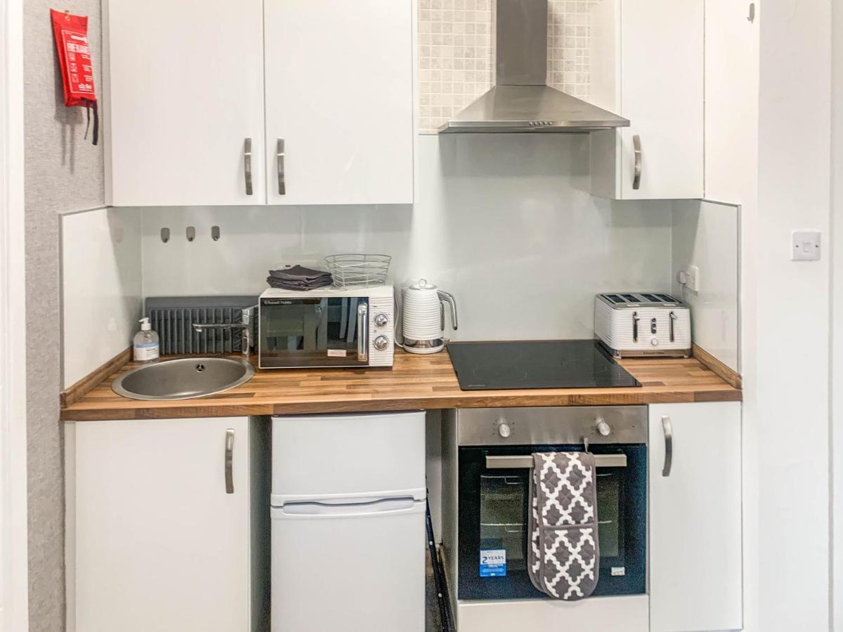 The Rosebery Retreat By The Castle 1-Bed Apartment Inverness Kültér fotó