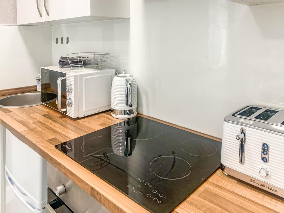 The Rosebery Retreat By The Castle 1-Bed Apartment Inverness Kültér fotó